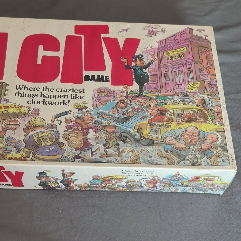 FUN CITY Vintage Board Game by Parker Brothers - White & Pink Box - Picture 5 of 7